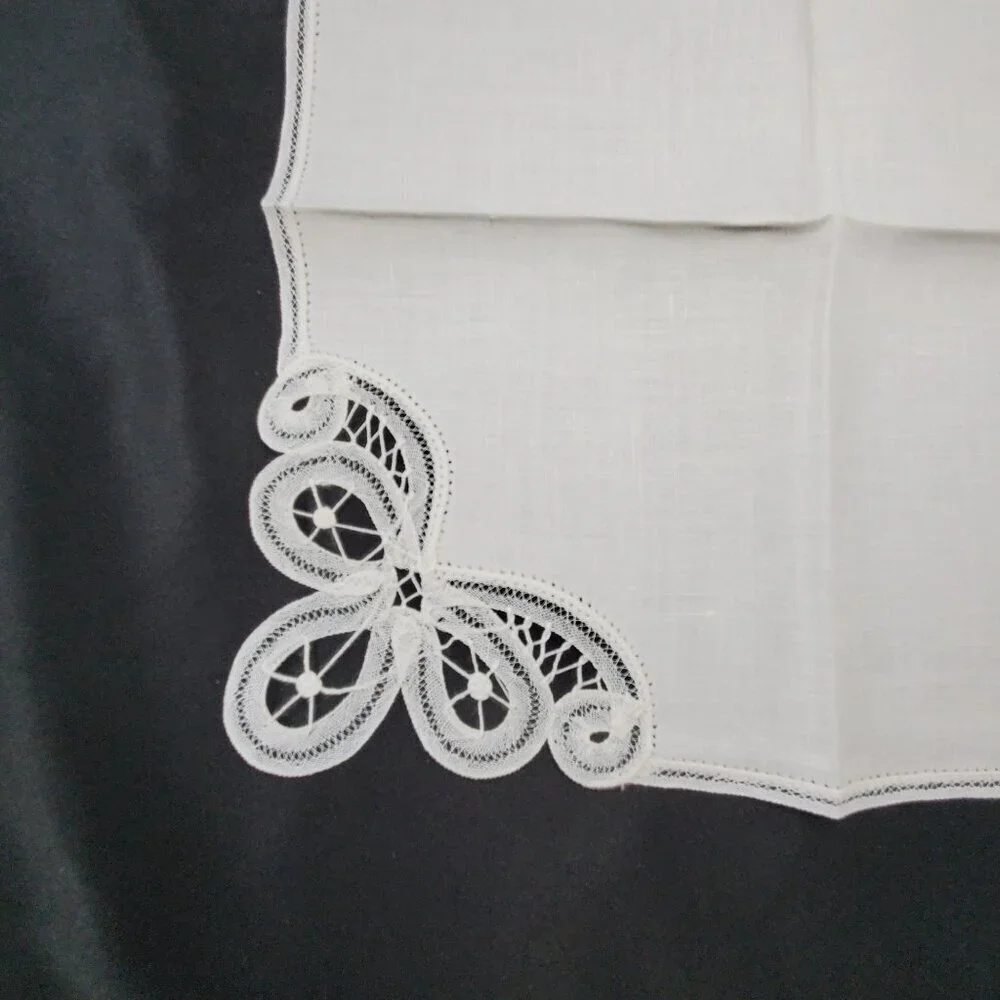 VTG New White Belgium Battenberg Lace Linen Napkins 12